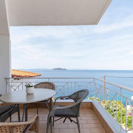 Anesis Seaview Apartment 2 Neos Marmaras Exterior photo