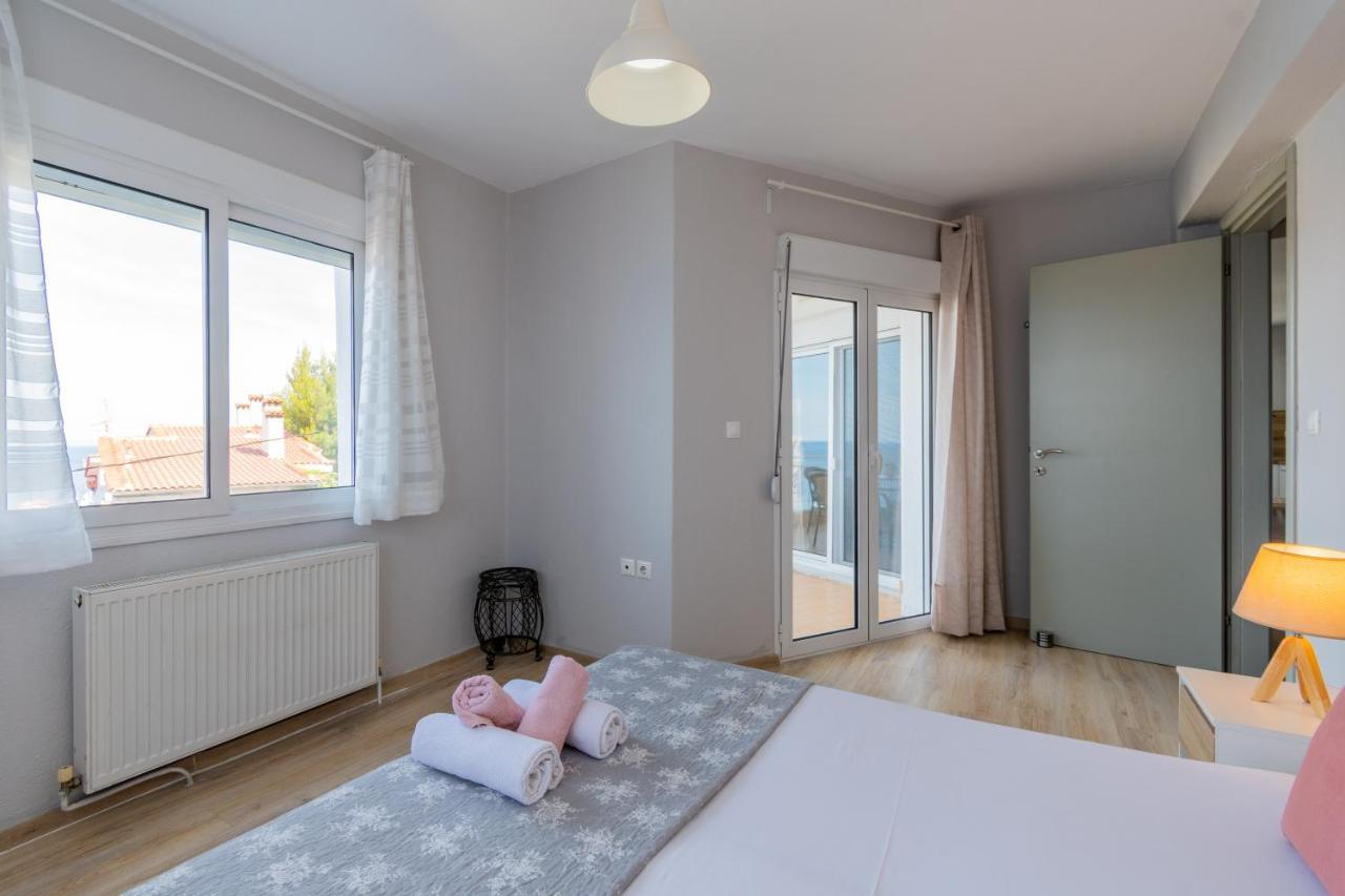 Anesis Seaview Apartment 2 Neos Marmaras Exterior photo